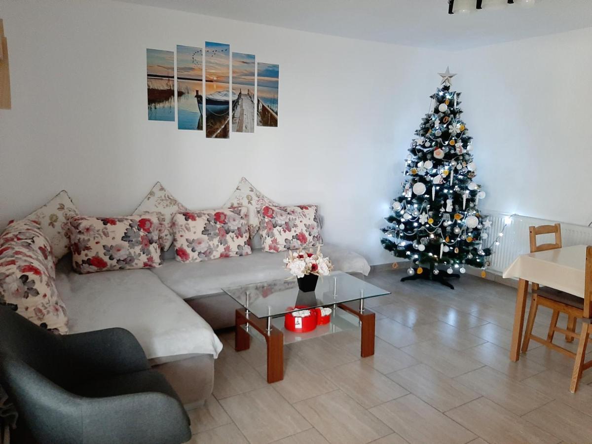 בראן Milea'S Guesthouse מראה חיצוני תמונה